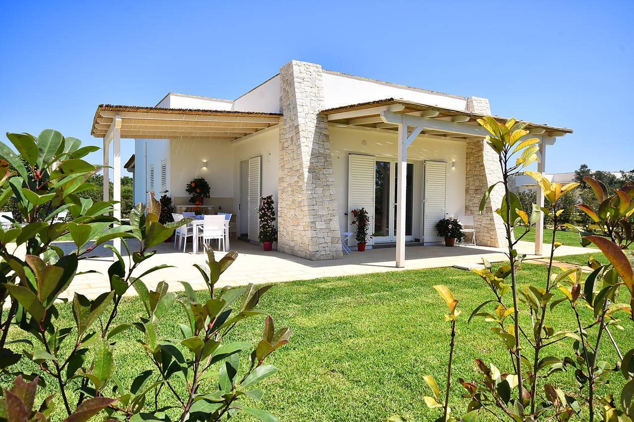 Borgo Fiorito Relais Bed & Breakfast Parabita Exterior foto
