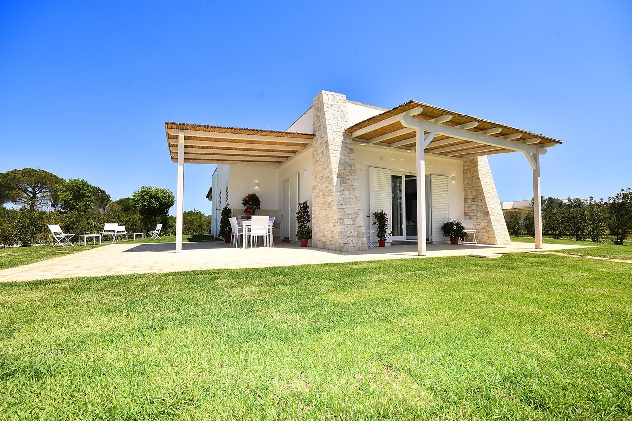 Borgo Fiorito Relais Bed & Breakfast Parabita Exterior foto