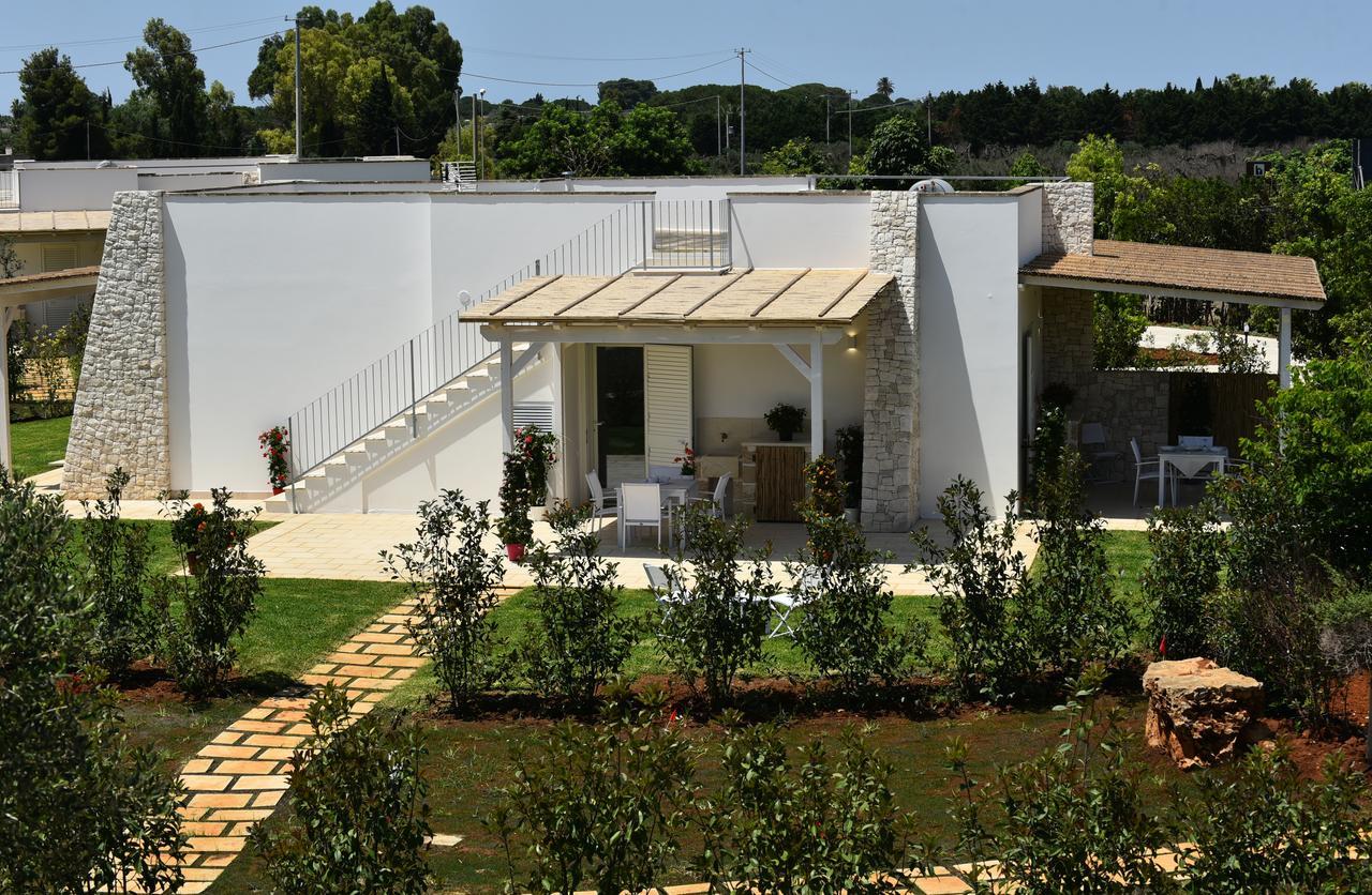 Borgo Fiorito Relais Bed & Breakfast Parabita Exterior foto