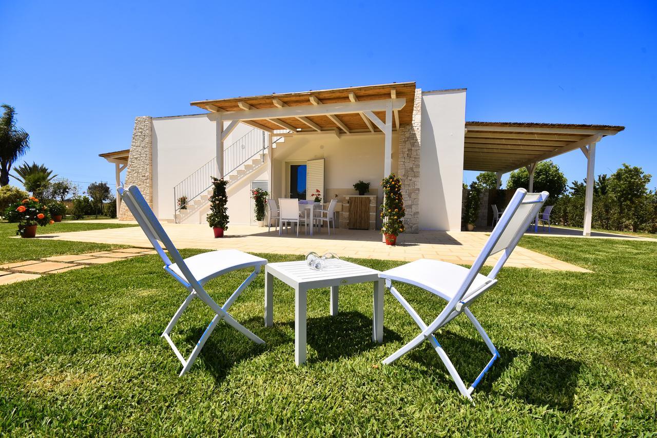 Borgo Fiorito Relais Bed & Breakfast Parabita Exterior foto