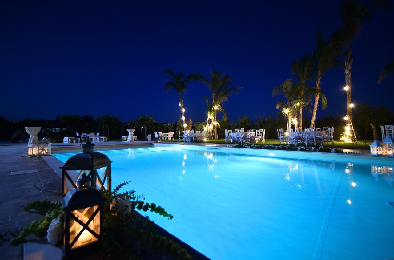 Borgo Fiorito Relais Bed & Breakfast Parabita Exterior foto