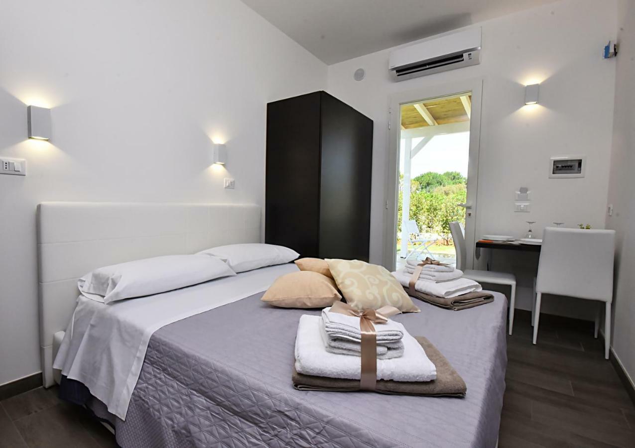 Borgo Fiorito Relais Bed & Breakfast Parabita Exterior foto